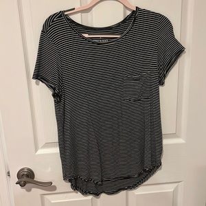 American Eagle shirt